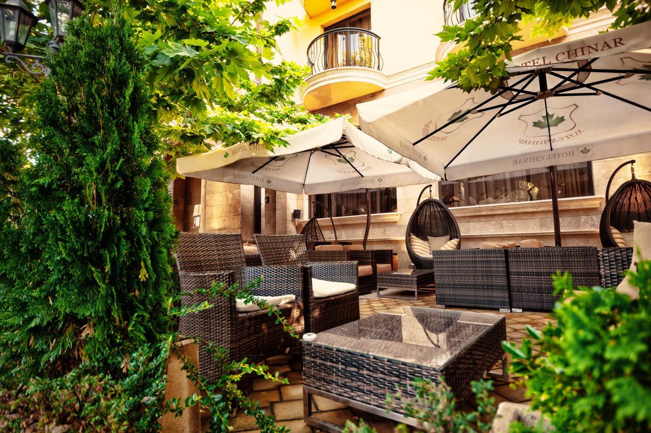 Hotel Chinar ヒサリャ エクステリア 写真
