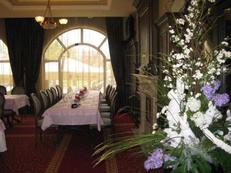 Hotel Chinar ヒサリャ エクステリア 写真